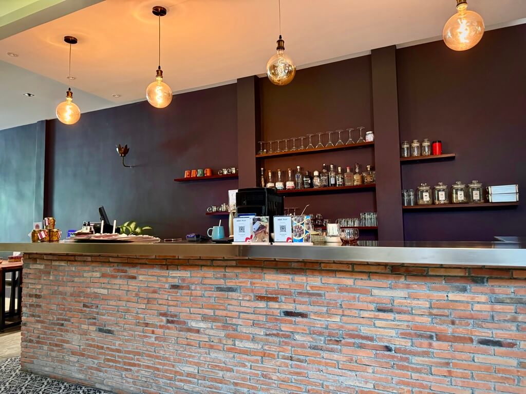 Element – Vegetarian / Vegan Restaurant