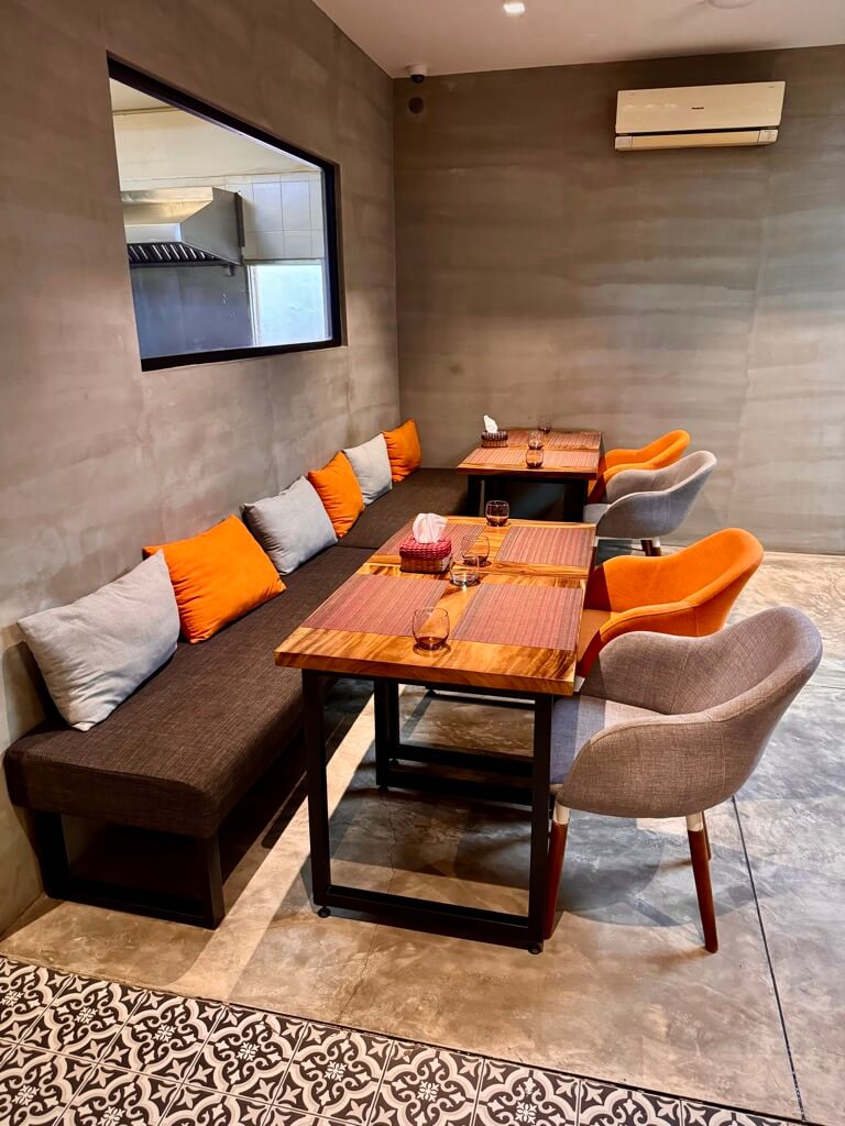 Element – Vegetarian / Vegan Restaurant